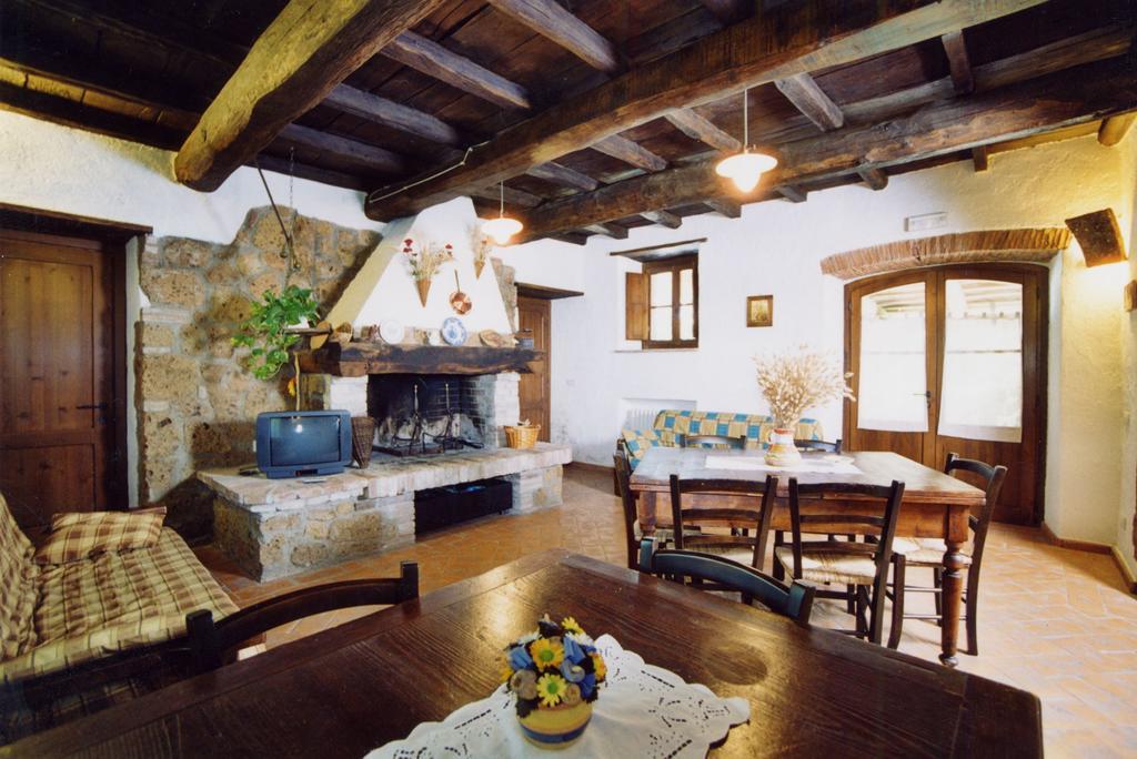Agriturismo Poggio Porsenna - Con Piscina Villa Proceno Eksteriør bilde