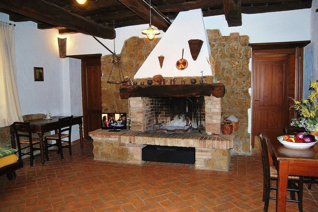 Agriturismo Poggio Porsenna - Con Piscina Villa Proceno Eksteriør bilde